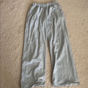 Brandy Melville Wide leg Sweatpants